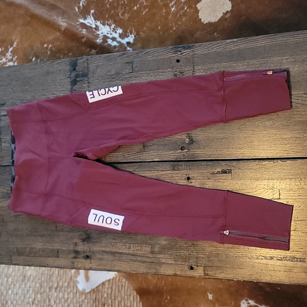 Soul Cycle Lululemon leggings